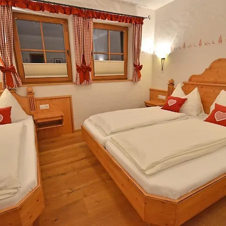 Berghof Alpesi faház *